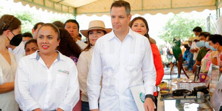 Entrega el Gobierno de México a la comunidad del Valle de Tehuacán-Cuicatlán el certificado de la inscripción en la Lista del Patrimonio Mundial