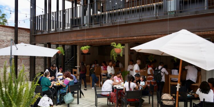 El Centro Gastronómico de Oaxaca reúne la riqueza culinaria y artesanal de las ocho regiones