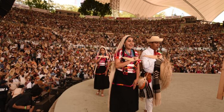 Fiestas de la Guelaguetza 2022 dejan más de mil millones de pesos en derrama económica para Oaxaca