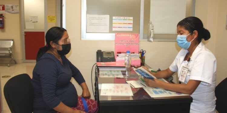 Mujeres más susceptibles a padecer depresión&nbsp;durante adolescencia, embarazo y potsparto: SSO