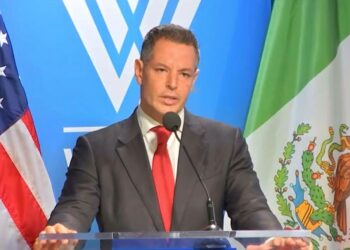 Presenta Alejandro Murat estrategias para la disminución de la pobreza en el Wilson Center de Washignton DC