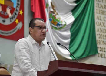 Solicita diputado César Mateos a la Profepa proceder legalmente contra funcionarios del gobierno de Oaxaca por tiradero ilegal en el río Atoyac