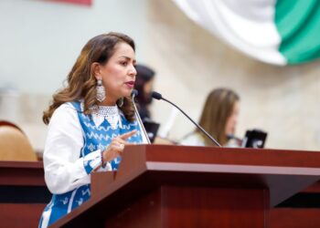 Suicidio feminicida uno de los más graves delitos contra las mujeres que urge legislar: Mariana Benítez