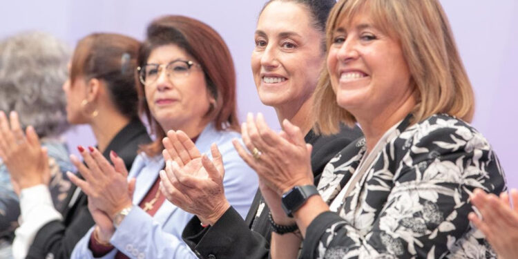 CLAUDIA SHEINBAUM CLAUSURA EL PRIMER FORO DE DIÁLOGO ENTRE MUJERES LÍDERES DE IBEROAMÉRICA. PARTICIPAN 20 ESTADOS DE LA REPÚBLICA Y DISTINTAS CIUDADES DEL MUNDO