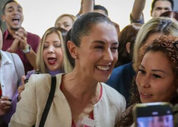 CLAUDIA SHEINBAUM EN MONTERREY. ACOMPAÑA AL GOBERNADOR EN SU PRIMER INFORME