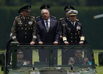 Opinión  AMLO quiere minimizar las revelaciones de Guacamaya, pero son gravísimas