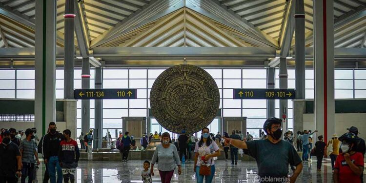 Opinión:  «¿Morena Airlines» por Bruno Donatello