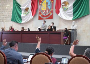 Es ley en Oaxaca enseñar ciencia en todas las escuelas