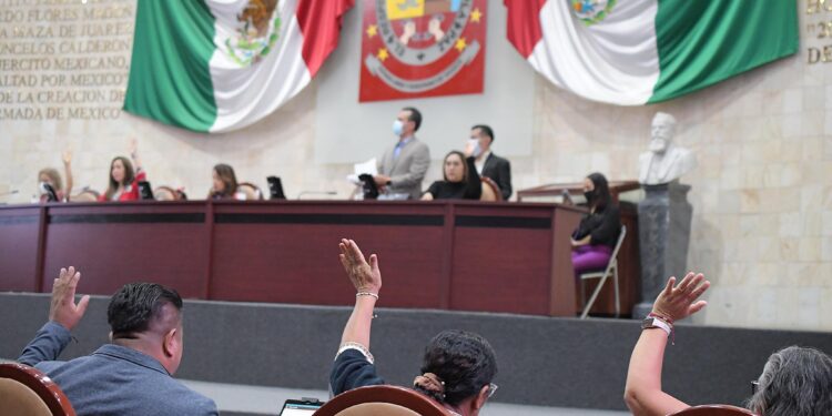 Es ley en Oaxaca enseñar ciencia en todas las escuelas