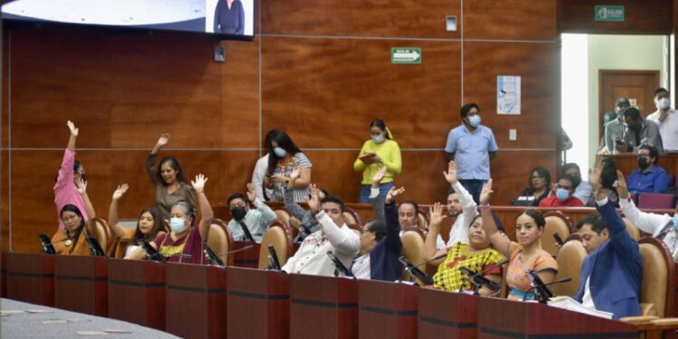 Es ley en Oaxaca reforma que evitará simulación del principio de paridad