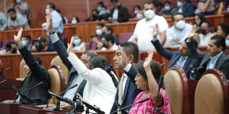 Legisla Congreso contra la violencia digital y obstétrica hacia las mujeres