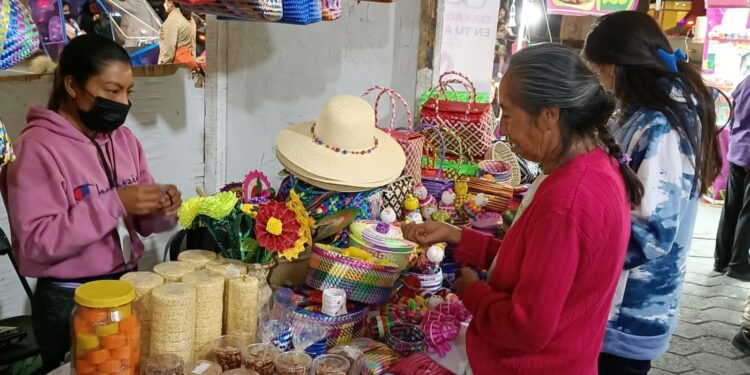 Impulsan Congreso de Oaxaca y Alcaldía de México economía de artesanos oaxaqueños