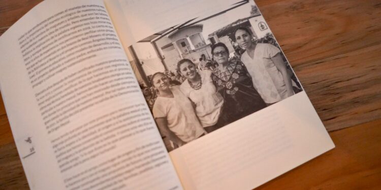 El mezcal a través de las miradas de mujeres mezcaleras