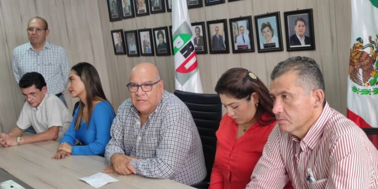 Crisis de la basura, derivada de la improvisación: Javier Villacaña.