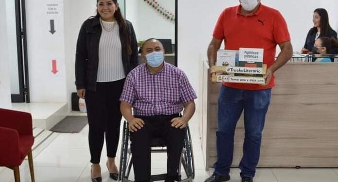 La lectura, puerta a la superación: Javier Villacaña.