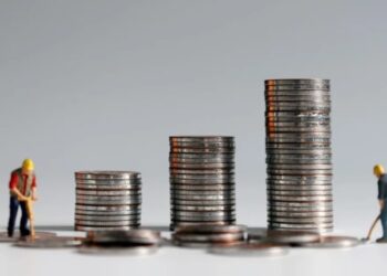 Salario mínimo 2023: Sector obrero pide 25% de aumento; el patronal ofrece 15%