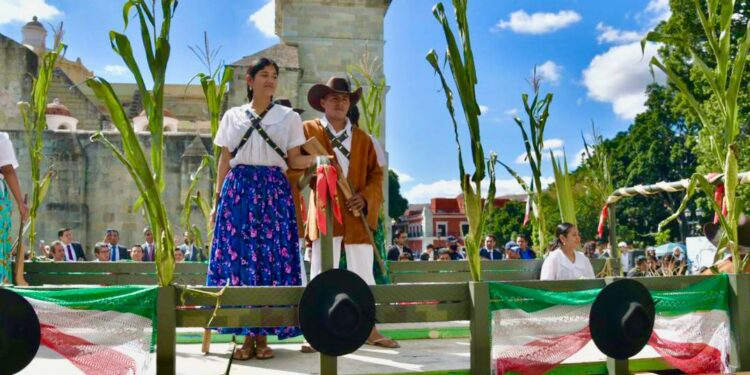 Conmemora Alejandro Murat CXII aniversario del inicio de la Revolución Mexicana