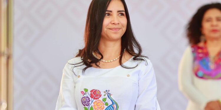 Mujeres tendrán las tareas más importantes para el desarrollo y bienestar de Oaxaca