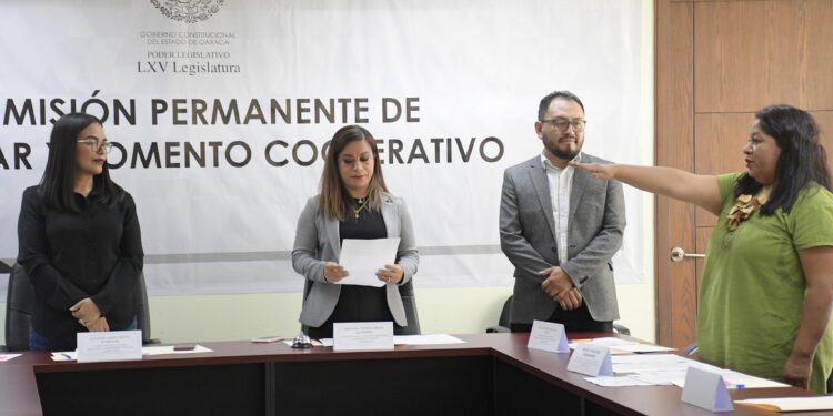 Diputación busca estrategias en beneficio de defraudados de cajas de ahorro