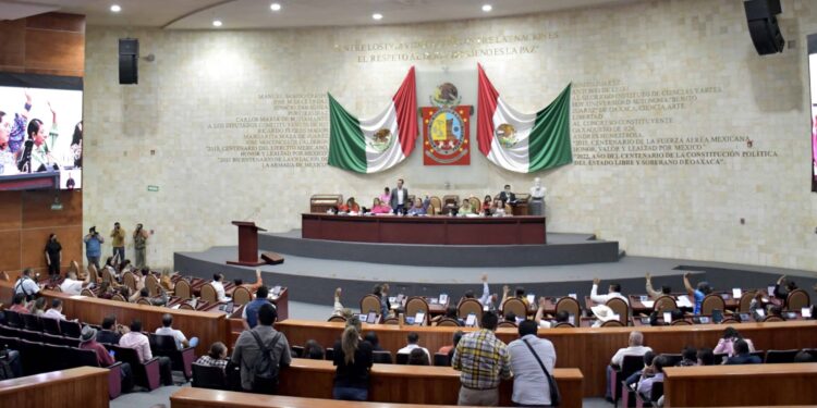 Piden a Ayuntamientos de Oaxaca integrar de manera eficaz solicitudes de Leyes de Ingresos 2023