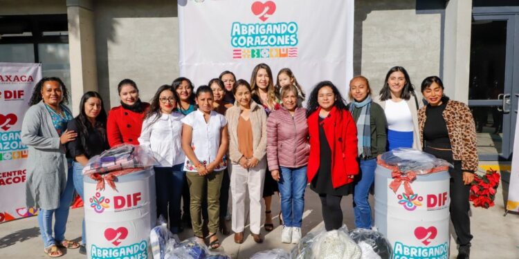 Lanza DIF Oaxaca campaña “Abrigando Corazones”