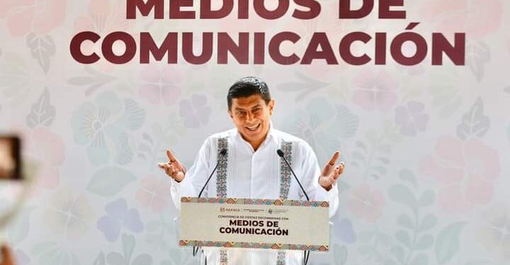 Reconoce Salomón Jara invaluable aportación de los medios de comunicación para la vida democrática y gobernabilidad en la entidad