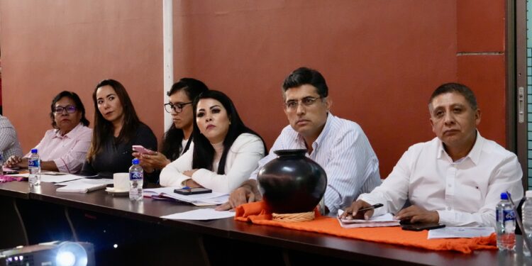 Impulsará Gobierno del Estado la industria del mezcal con inclusión
