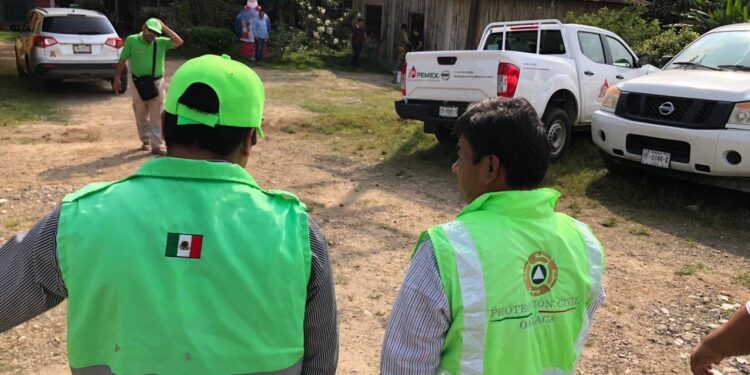 Mantiene Gobierno de Oaxaca seguimiento a las acciones de Pemex en reparación de ducto por fuga de amoniaco en Matías Romero