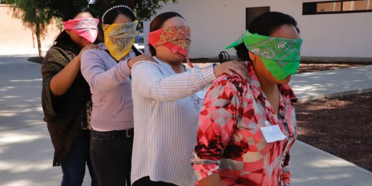 Con taller de Sensibilización, refuerza personal del DIF estatal protocolos de atención a personas con discapacidad