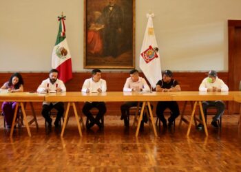 Dialoga Gobierno de Oaxaca para construir la pacificación de la zona Triqui