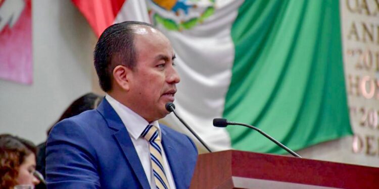 Propone Diputado Sergio López Sánchez ampliar a 4 lunes la celebración de la Guelaguetza