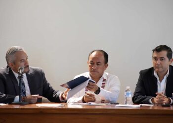 Recibe Congreso de Oaxaca presupuesto anual de la UABJO