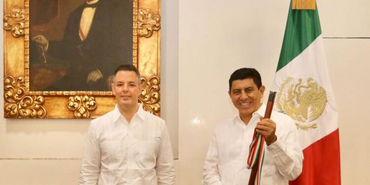 Continúa el proceso de entrega-recepción en Oaxaca