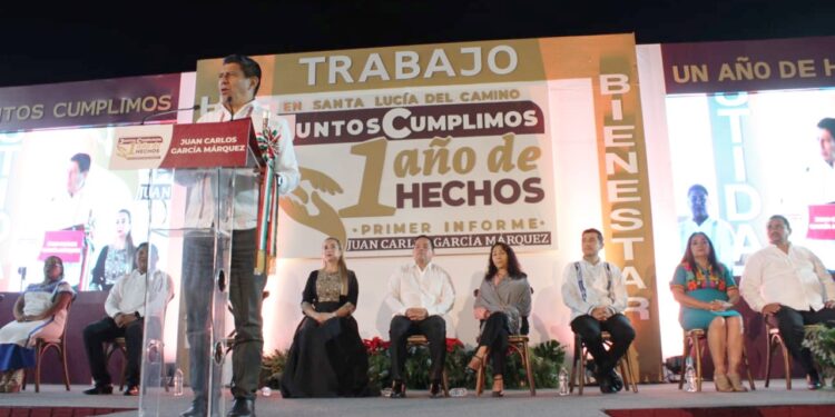 Presidente de la Jucopo atestigua rendición de cuentas en Santa Lucía del Camino