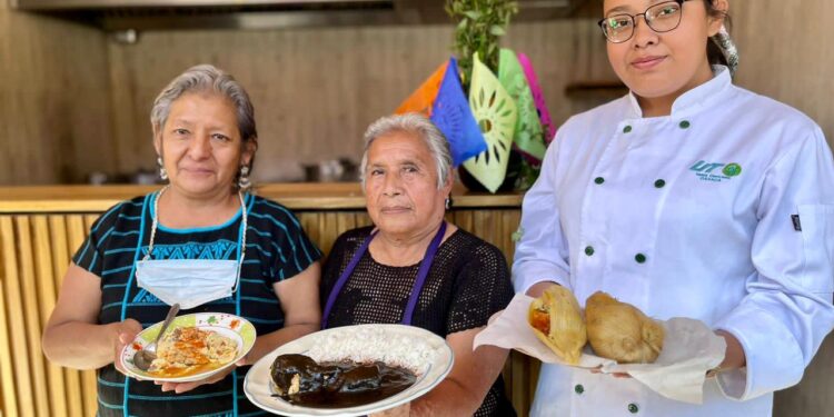 Presenta Xoxocotlán su mágica gastronomía, música, folklore y alebrijes en «Nanixhe de Oaxaca» de la UTVCO