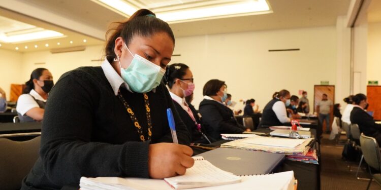 Capacita CeNSIA y OPS a personal del programa de Vacunación de los SSO