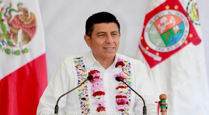 Celebra Gobierno de Oaxaca aprobación de Ley de Revocación de Mandato