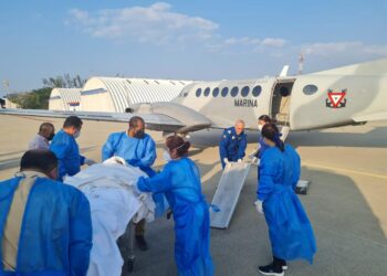 Realiza SSO traslado aéreo a la Ciudad de México de pacientes que sufrieron quemaduras en Matías Romero
