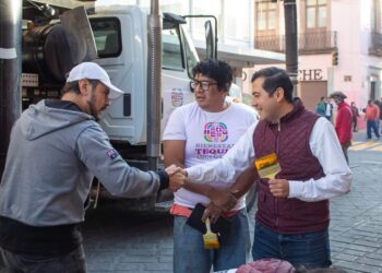 Diputado Luis Alfonso Silva Romo se suma al tequio por Oaxaca