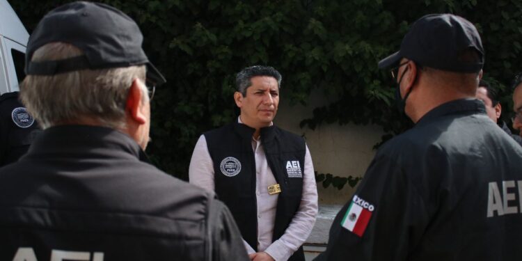 Se reúne fiscal general de Oaxaca con base trabajadora y mandos de la institución