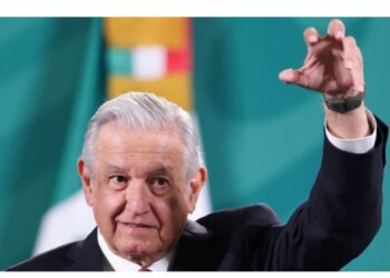 López Obrador analiza denunciar por daño moral a abogado de García Luna