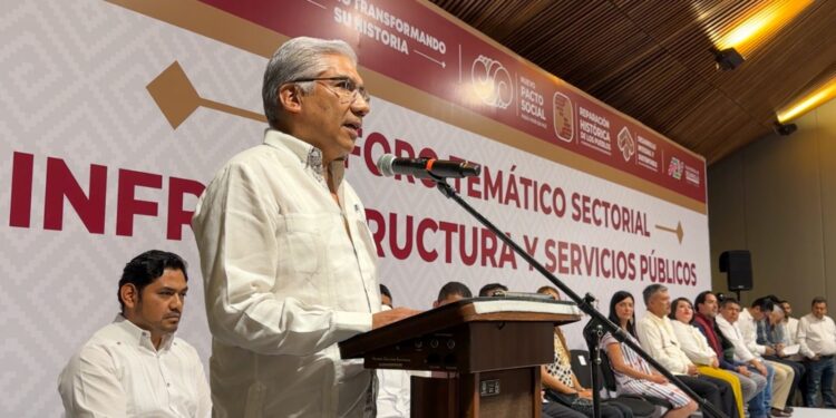 Desarrollo y equilibrio, ejes para impulsar las infraestructuras y comunicaciones en las ocho regiones de Oaxaca