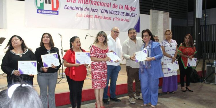 Un éxito concierto de jazz «Con voces de mujer» organizado por el PRI estatal
