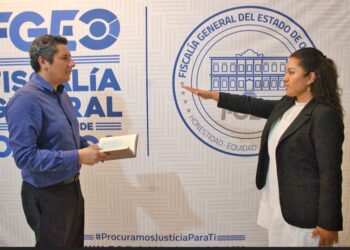 Toma protesta Fiscal de Oaxaca, Bernardo Rodríguez Alamilla,&nbsp;a Vicefiscal General de Atención a Víctimas y a la Sociedad