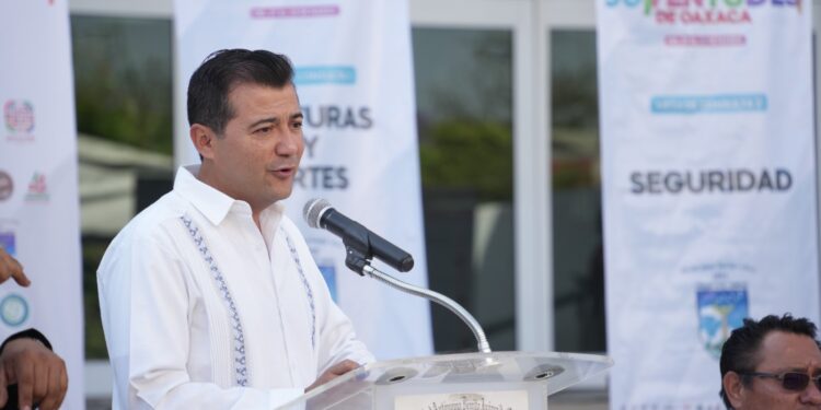 Escuchar a la juventud, una prioridad para legislar: Luis Alfonso Silva Romo