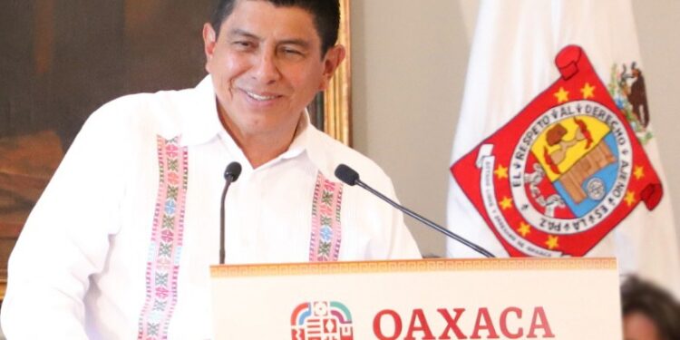 Decreta Gobernador del Estado Plan de Austeridad para Oaxaca