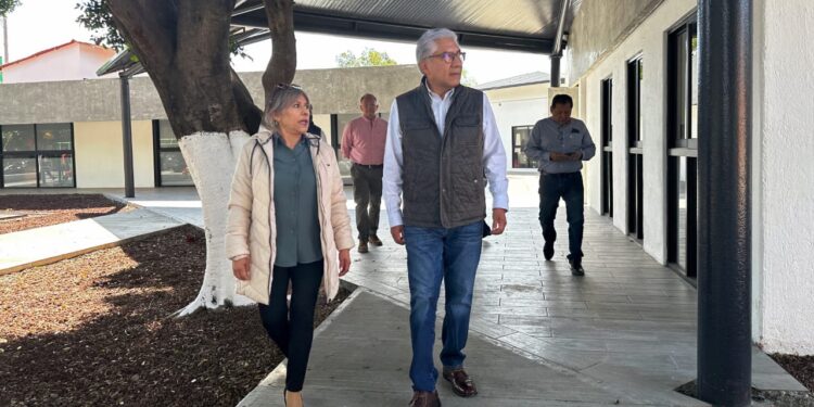 Deslindarán responsabilidades por 119 obras inconclusas en Oaxaca: Sinfra