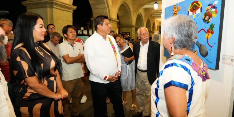 La grandeza de la Guelaguetza plasmada entre lienzos, texturas y colores