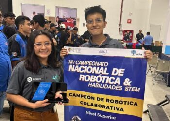 Obtienen estudiantes de la UTVCO primer lugar en robótica en campeonato nacional