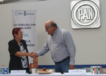 Forman PAN y PRI frente partidista por la gestión social